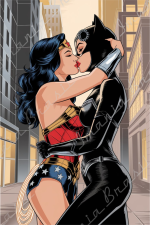 Mulher Gato e Mulher Maravilha